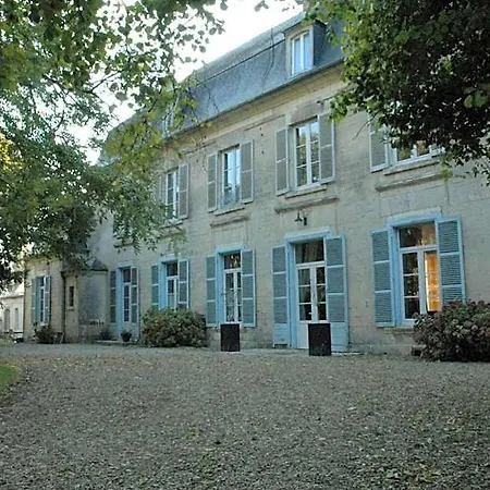 Chateau De Nocleg ze śniadaniem
