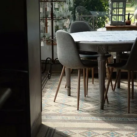 Bed & Breakfast Chateau De 3*