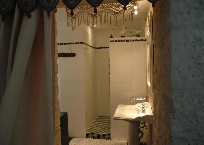 Bed & Breakfast Chateau De 3*