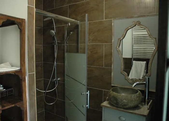 Bed & Breakfast Chateau De 3*