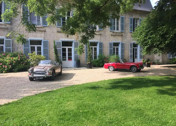 Chateau De Bed & Breakfast Clermont-les-Fermes